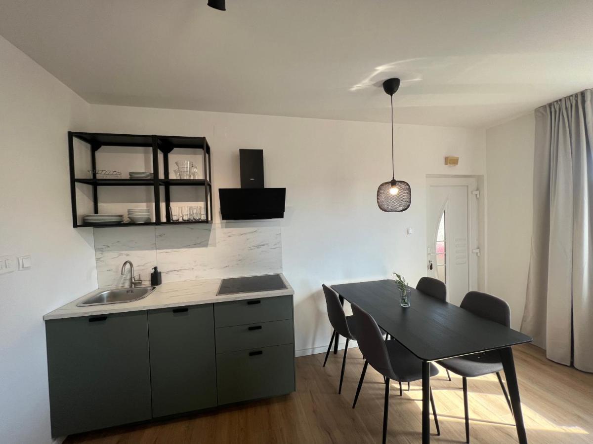 The One By Moro Apartment Вантачичи Екстериор снимка